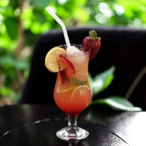 Aromalı Limonata (Çilek, Yeşil Elma, Nane, Mango, Frambuaz, Karpuz, Ananas, Şeftali, Nar, Misket Limon)