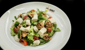 Cevizli Tulum Salata